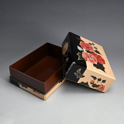 Mid-Century Lacquer Box ー泉 篤彦 "漆器立葵手箱"