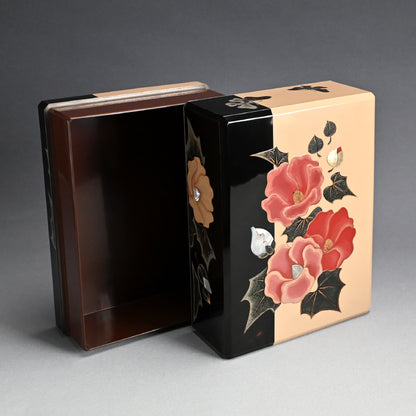 Mid-Century Lacquer Box ー泉 篤彦 "漆器立葵手箱"