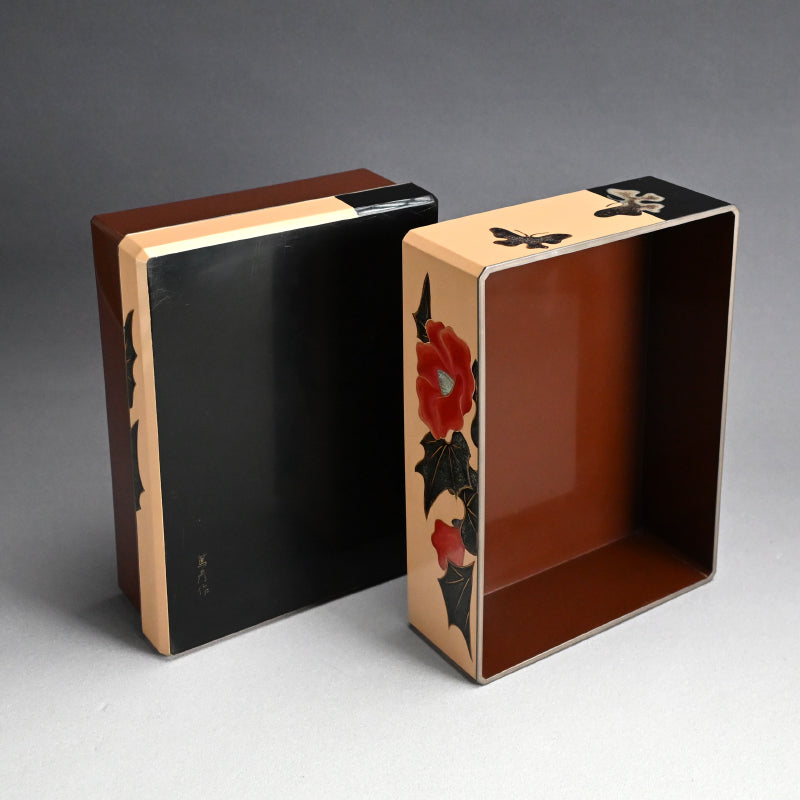 Mid-Century Lacquer Box ー泉 篤彦 "漆器立葵手箱"