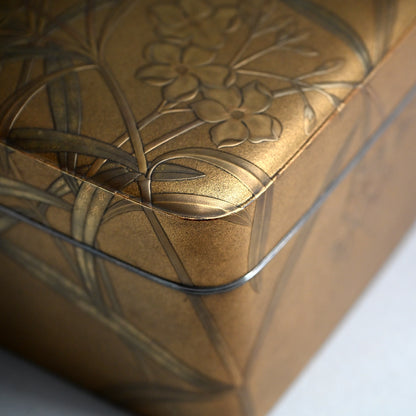 Antique Japanese Imperial Lacquer Gift Box