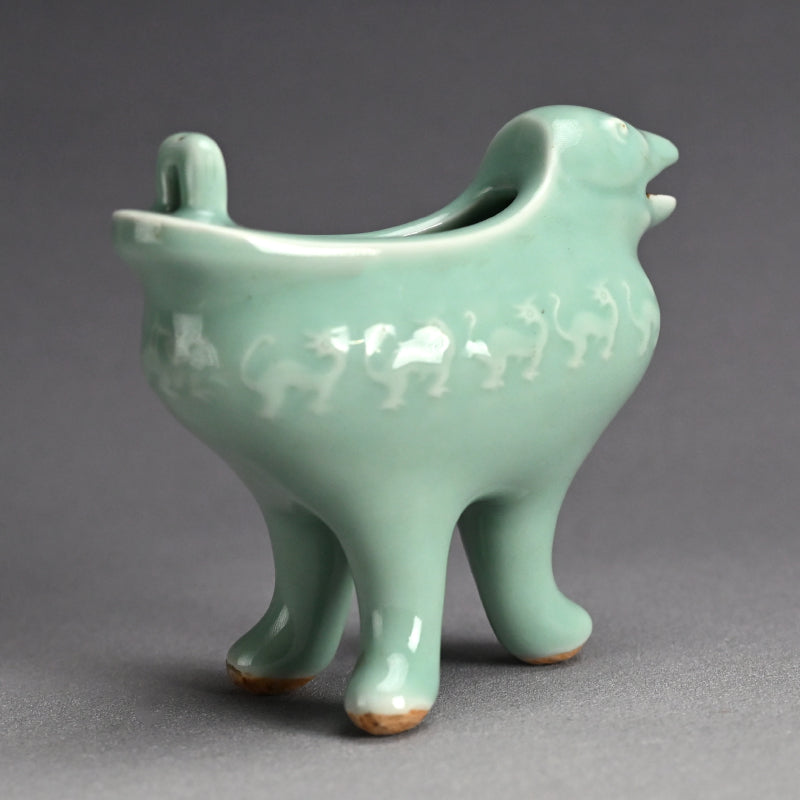 Unusual Koro incense Burner ー宮川 (真葛) 香山 "青磁釉 漢式鳥 香炉"