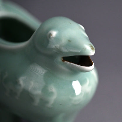 Unusual Koro incense Burner ー宮川 (真葛) 香山 "青磁釉 漢式鳥 香炉"