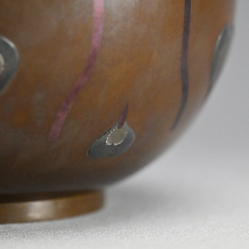 Bronze Mizusashi with Kaga Zogan ー本江 敏彦