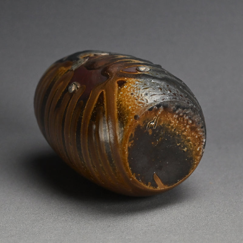 Dramatic Bizen Vessel ー森 敏彰 "備前 花入"