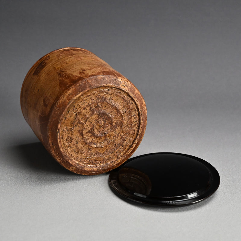 Published Edo period Hidaka-yaki Mizusashi