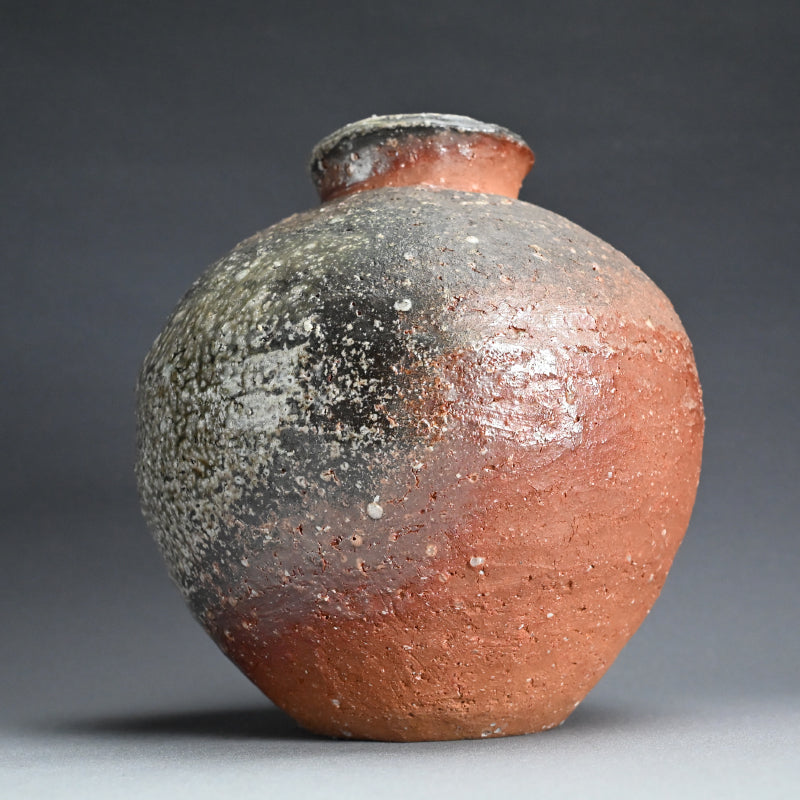Iconic Shigaraki Tsubo Pioneering Female Artist ー小山 清子 “信楽自然釉 大壺”