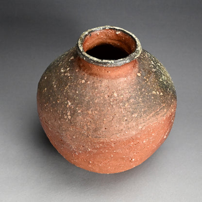 Iconic Shigaraki Tsubo Pioneering Female Artist ー小山 清子 “信楽自然釉 大壺”