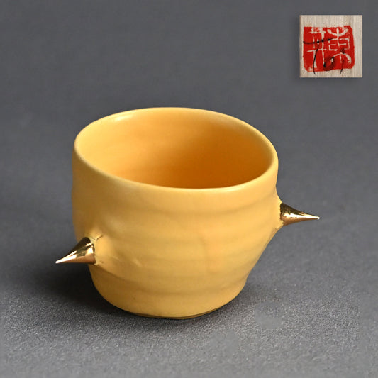 Yellow Glazed Guinomi Sake Cup ー東井 真咲朝 "ぐい吞み"