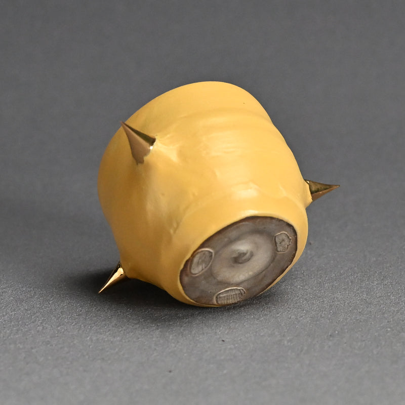 Yellow Glazed Guinomi Sake Cup ー東井 真咲朝 "ぐい吞み"