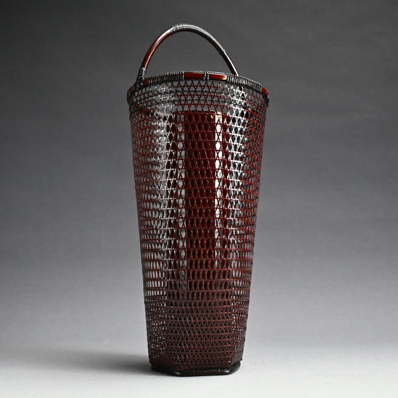Modern Bamboo Basket ー田辺竹雲斎 "花籃"