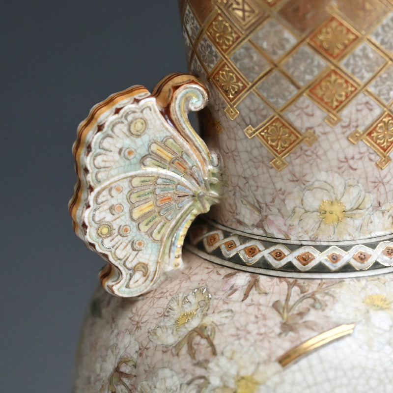 Fabulous Kyo-Satsuma Studio Vase, early 20th century