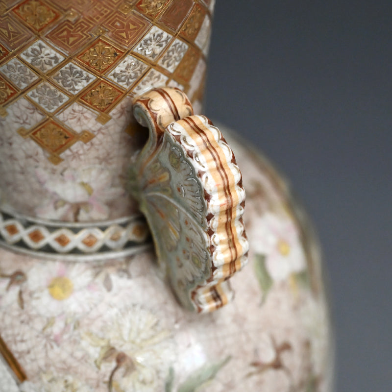 Fabulous Kyo-Satsuma Studio Vase, early 20th century