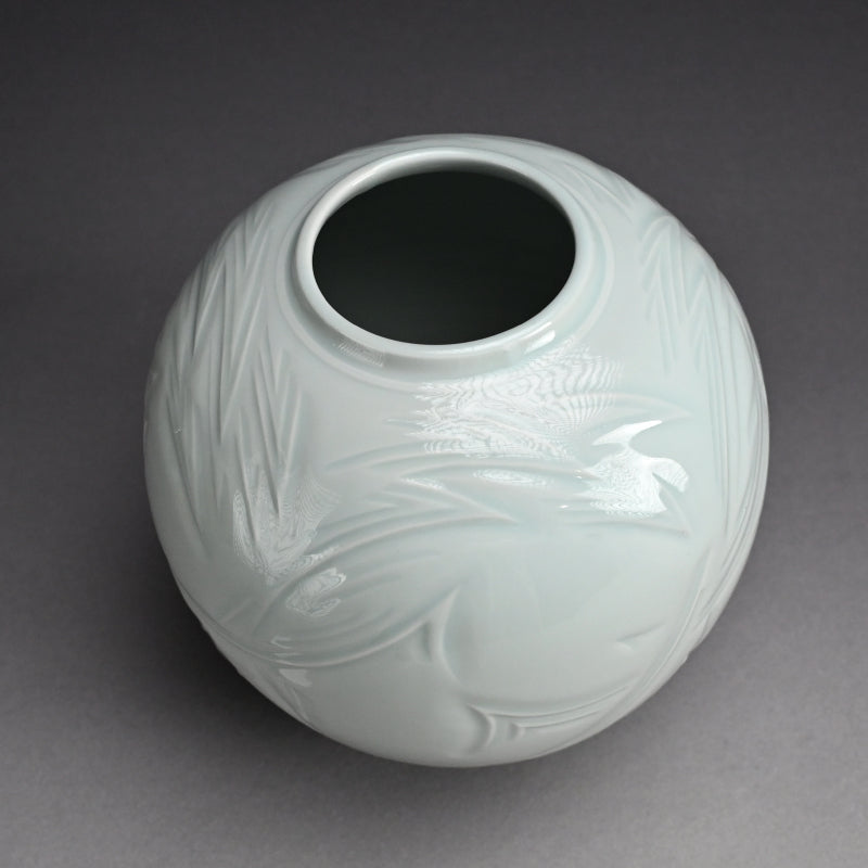 Hakuji Kabin Vase ー篠田 典明 “白磁花瓶”