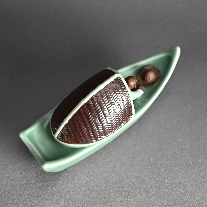 Boat-Shaped Koro Incense Burner ー宮川 (真葛) 香山 “青磁釉 香爐”