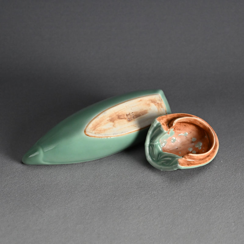 Boat-Shaped Koro Incense Burner ー宮川 (真葛) 香山 “青磁釉 香爐”