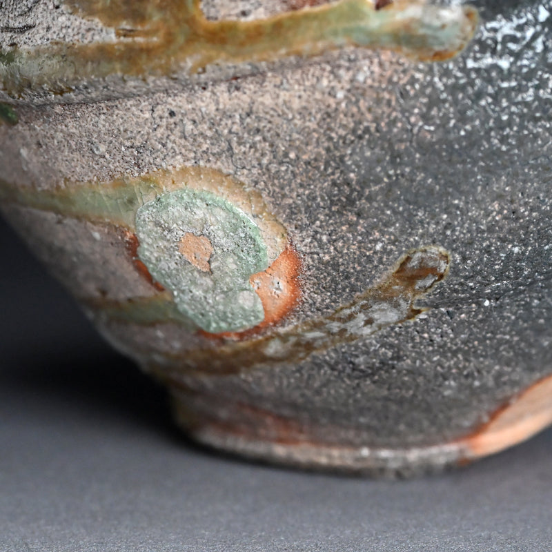 Charred Iga-yaki Tsubo Vase ー新 学 “伊賀 壷”
