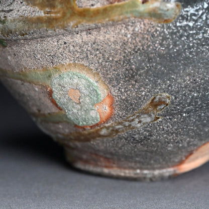 Charred Iga-yaki Tsubo Vase ー新 学 “伊賀 壷”