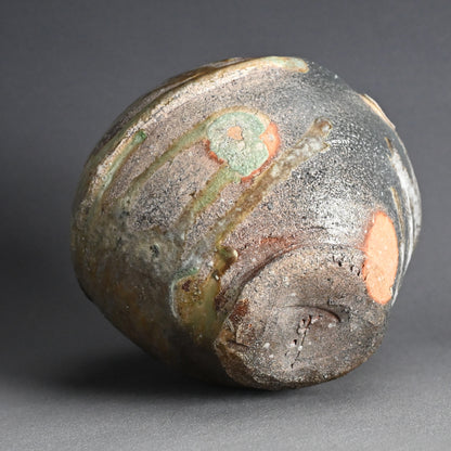 Charred Iga-yaki Tsubo Vase ー新 学 “伊賀 壷”
