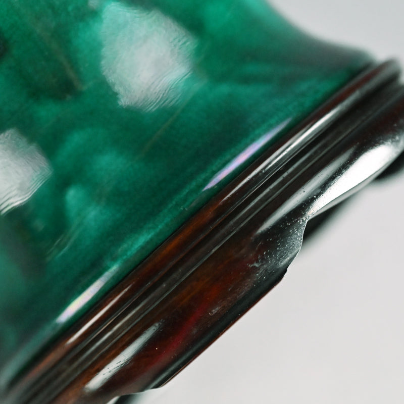 Shimmering Green Archaic Vase ー永楽 保全 “交趾花瓶”