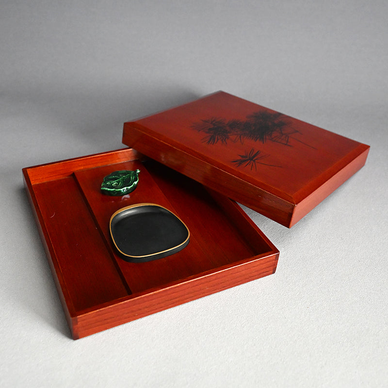 Wooden Suzuri Bako Writing Box ー山元 春挙 “椎松”