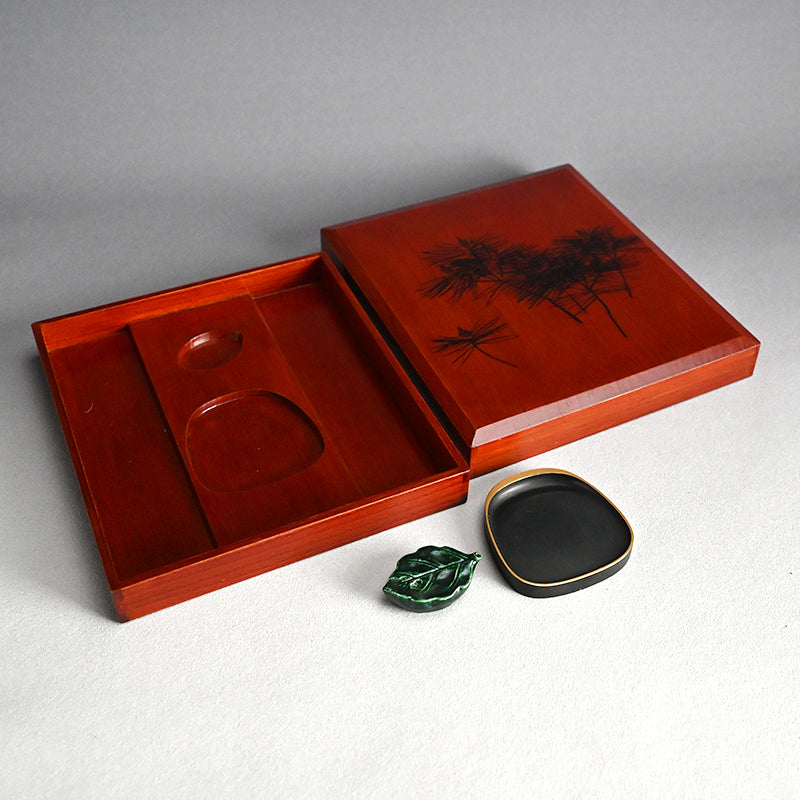 Wooden Suzuri Bako Writing Box ー山元 春挙 “椎松”