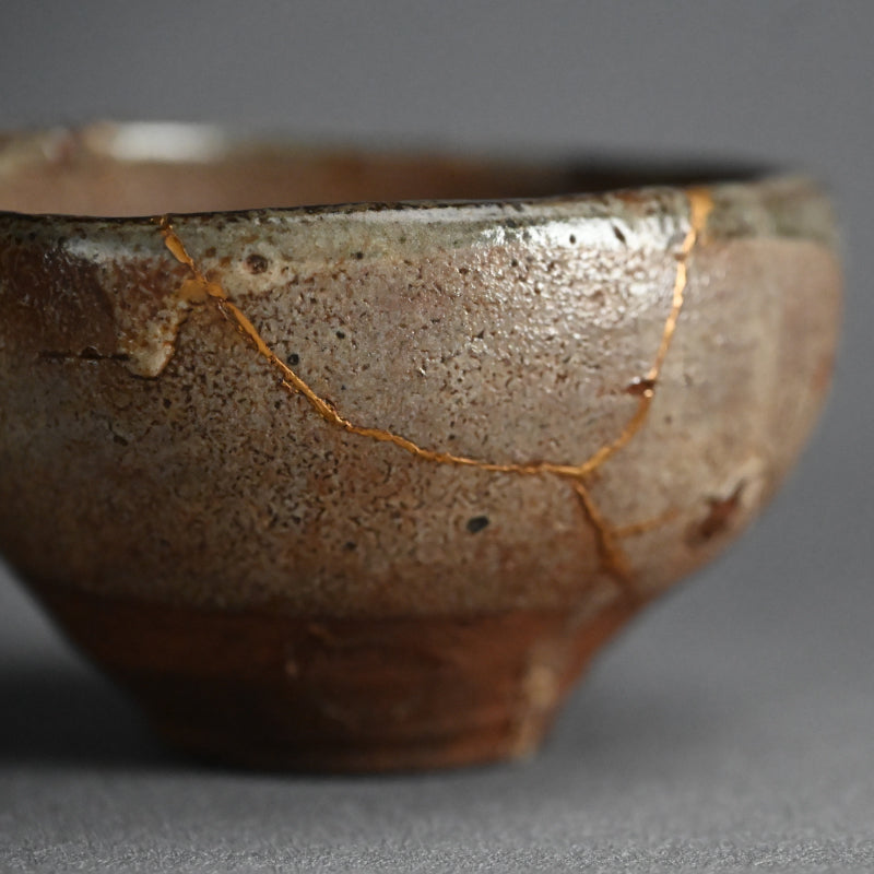 Early Karatsu Chawan Tea Bowl w/ Kintsugi Gold Repair