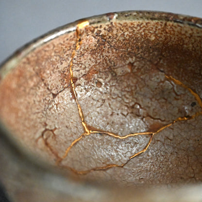 Early Karatsu Chawan Tea Bowl w/ Kintsugi Gold Repair