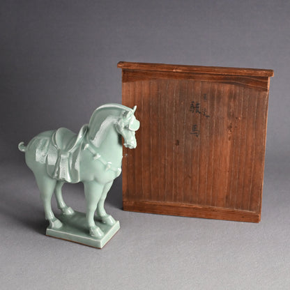 Celdon Horse Sculpture ー初代 宮永 東山 “青瓷 馺馬”