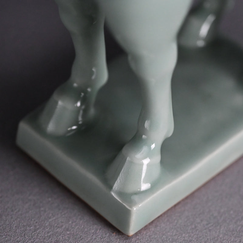 Celdon Horse Sculpture ー初代 宮永 東山 “青瓷 馺馬”