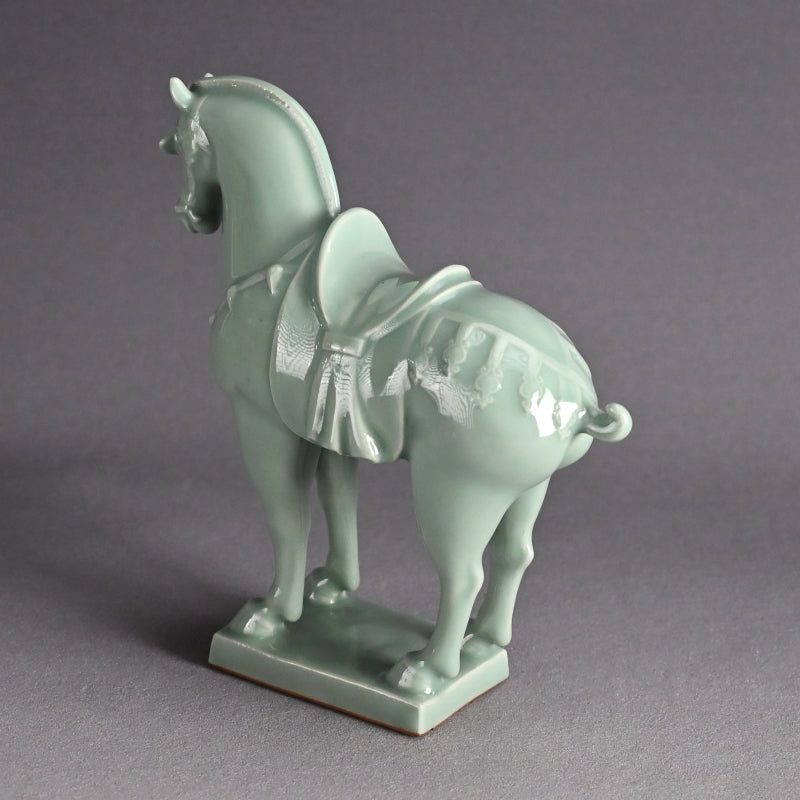 Celdon Horse Sculpture ー初代 宮永 東山 “青瓷 馺馬”