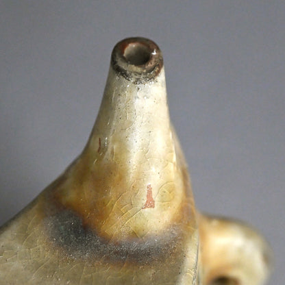 LNT Dachibin Vessel ー金城 次郎 “抱瓶”