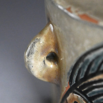 LNT Dachibin Vessel ー金城 次郎 “抱瓶”