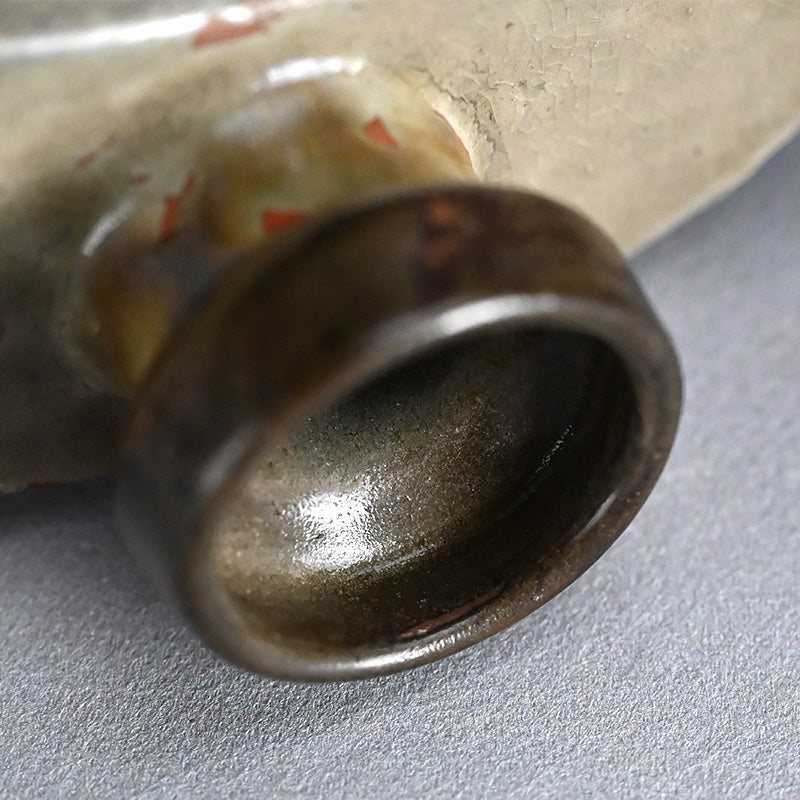 LNT Dachibin Vessel ー金城 次郎 “抱瓶”