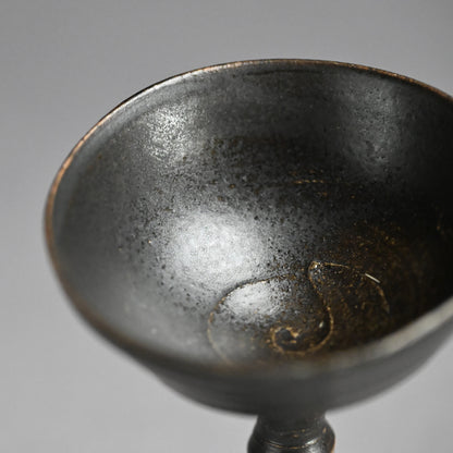 Long-Stemmed Bajohai Sake Cup ー重森 陽子 “馬上盃”