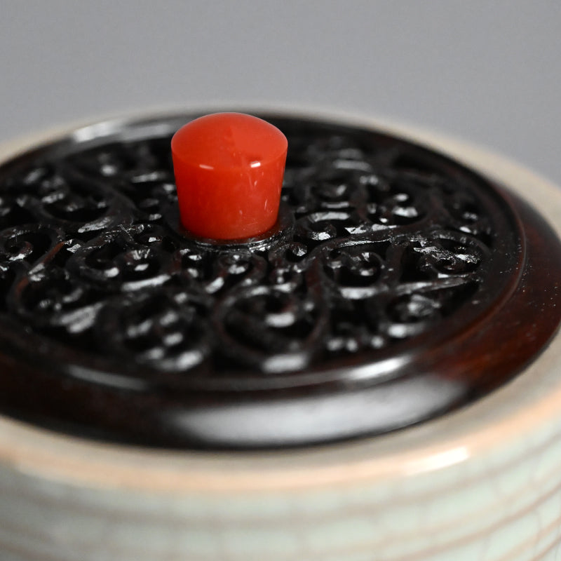 Imperial Artist Celadon Koro Incense Burner ー板谷 波山 “氷華磁香炉”