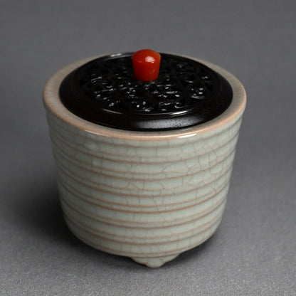 Imperial Artist Celadon Koro Incense Burner ー板谷 波山 “氷華磁香炉”
