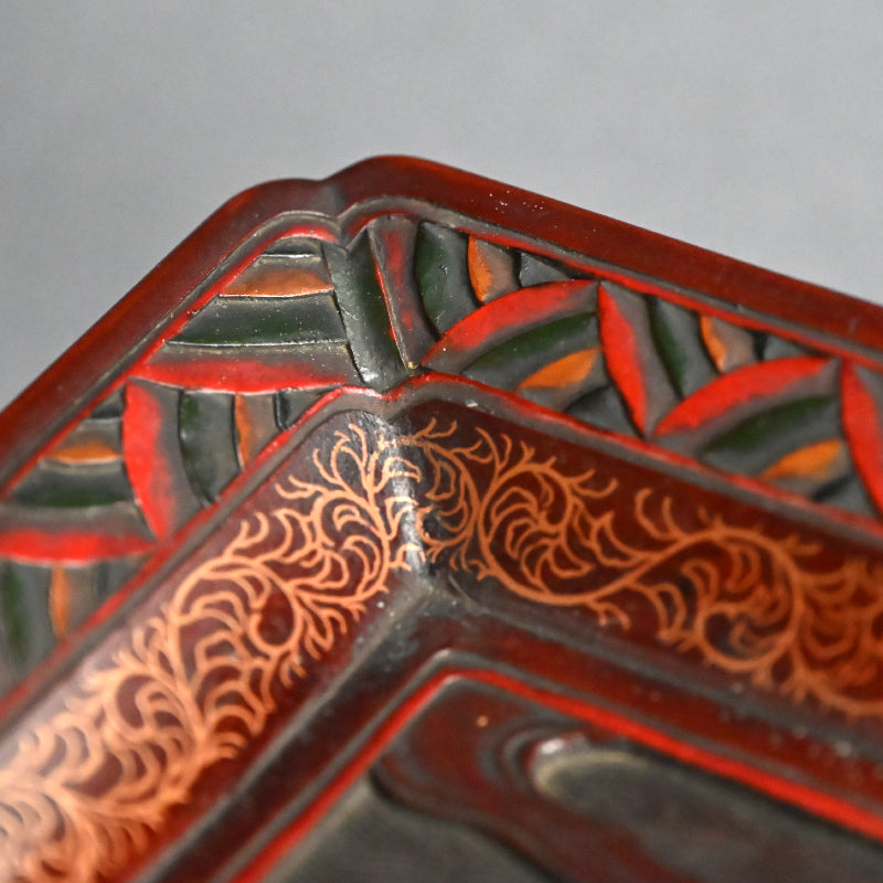 Sanuki-bori Carved and Lacquered Tray ー高橋 晥山 "讃岐彫盆"