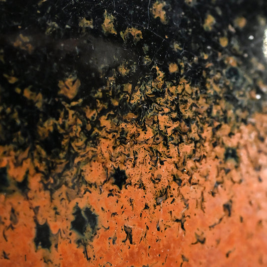 Quintessential Vase by LNT ー清水 卯一 “鉄釉 花瓶”