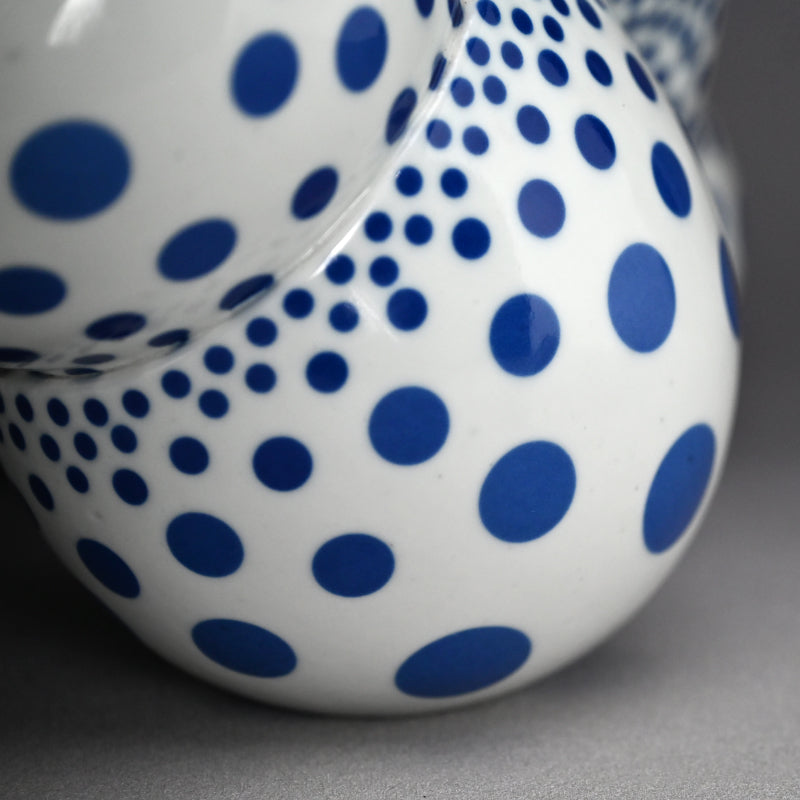 彫刻、増殖するかたち ー中島晴美 "Sculpture, Proliferating Form"