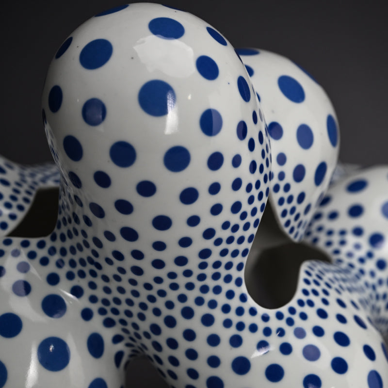 彫刻、増殖するかたち ー中島晴美 "Sculpture, Proliferating Form"