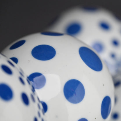 彫刻、増殖するかたち ー中島晴美 "Sculpture, Proliferating Form"