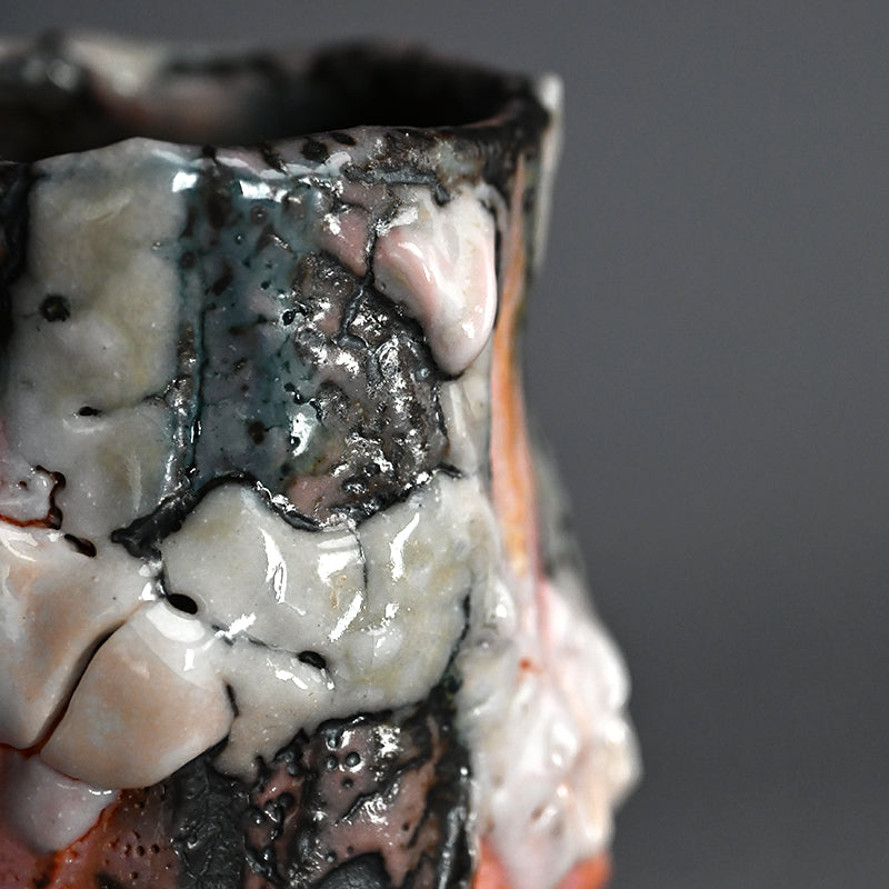 Rikkyu-Guro Yunomi Tea Bowl ー林 正太郎 "利休黒紫志野 湯呑"