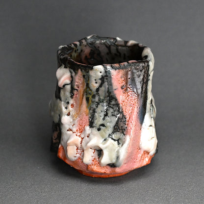 Rikkyu-Guro Yunomi Tea Bowl ー林 正太郎 "利休黒紫志野 湯呑"