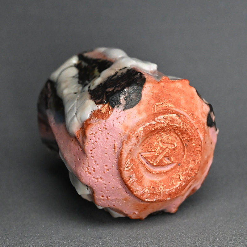 Rikkyu-Guro Yunomi Tea Bowl ー林 正太郎 "利休黒紫志野 湯呑"