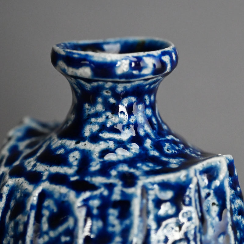 RARE! Salt Glazed Tokuri ー丸田 宗彦 “塩釉面取 徳利”