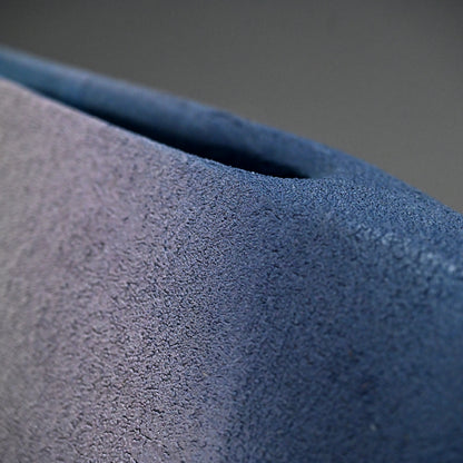 Radical Blue Hagi Dawn Vase ー心司窯 田中 克敏 “萩焼 光彩器”
