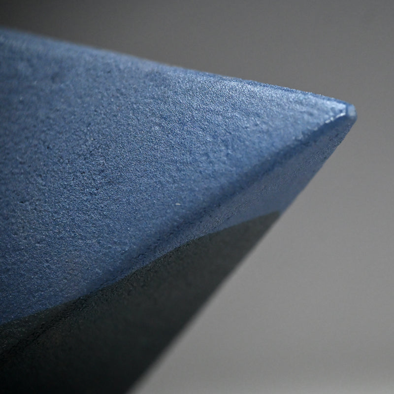 Radical Blue Hagi Dawn Vase ー心司窯 田中 克敏 “萩焼 光彩器”
