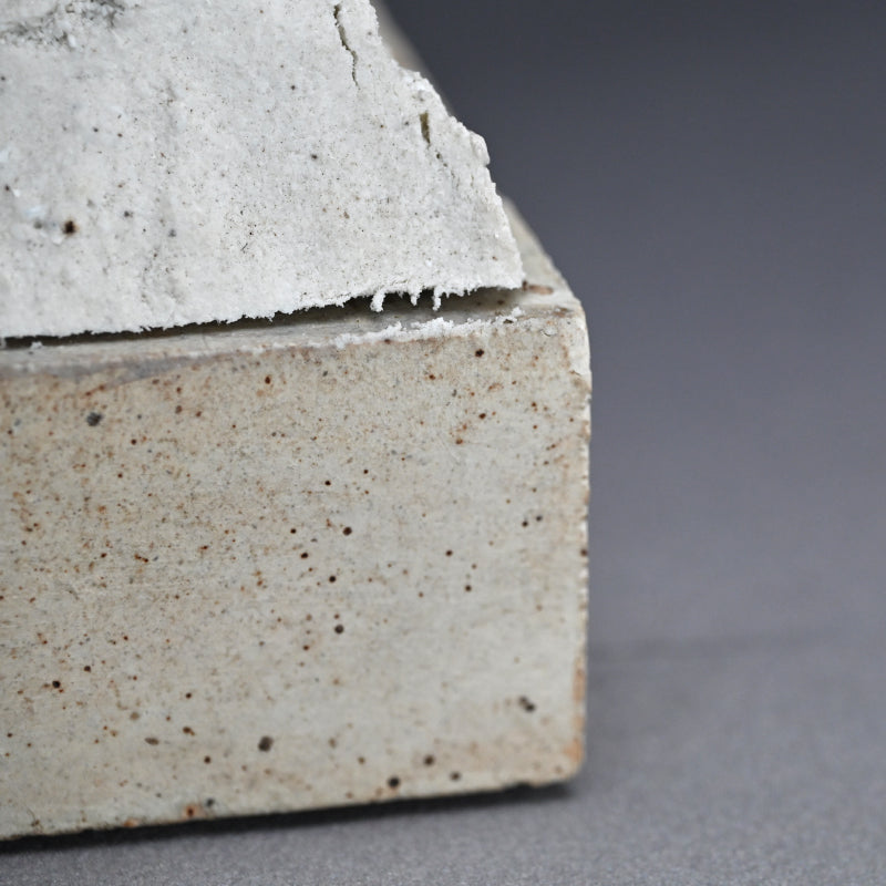Chernobyl Ceramic Protest Sculpture ー鯉江 良二 “CHERNOBYL”