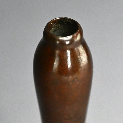 Gourd Shaped Bronze Vase w/ Snail ー西垣 一瑳 "黄銅瓢式 華瓶"