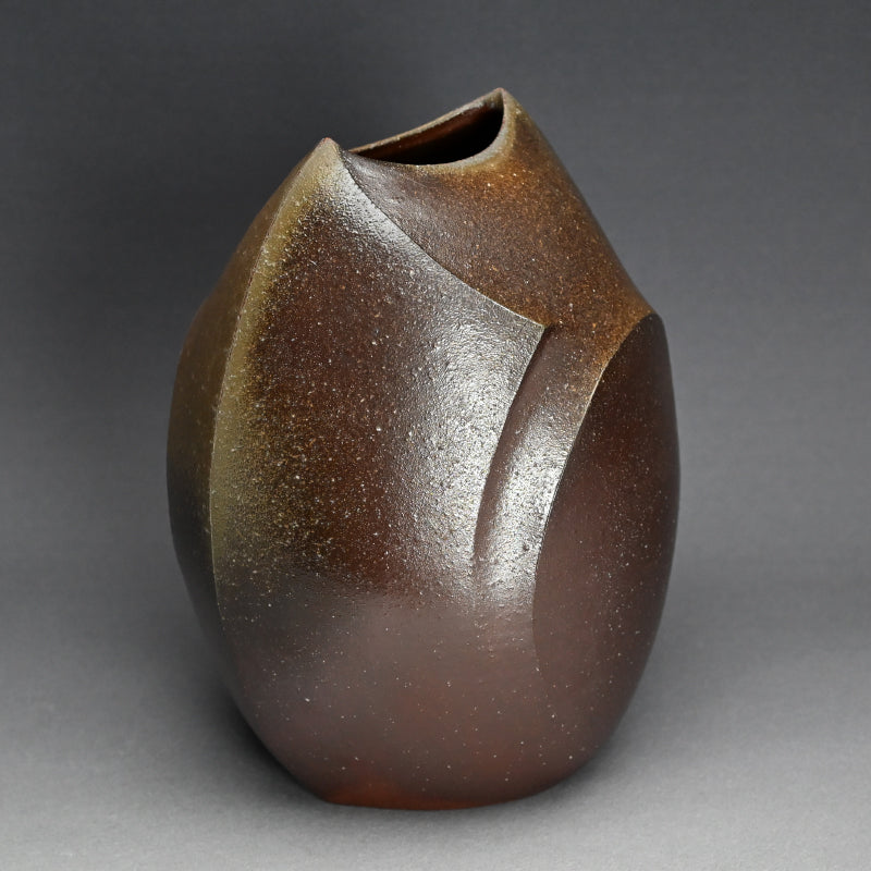 Bizen Henko Vase ー伊勢崎 創 "備前 扁壷"